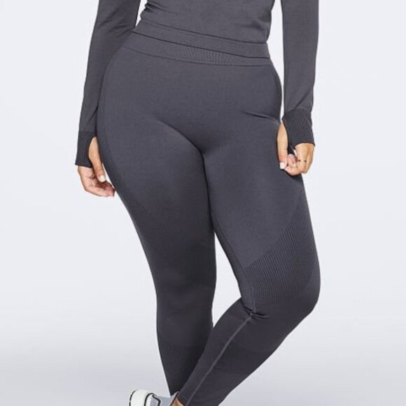 NWT Victoria's Secret Everyday Seamless Tight - Picture 1 of 3